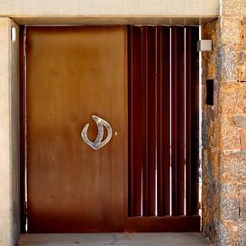Ferroller puerta de vivienda