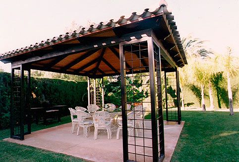 Ferroller cenador tubular